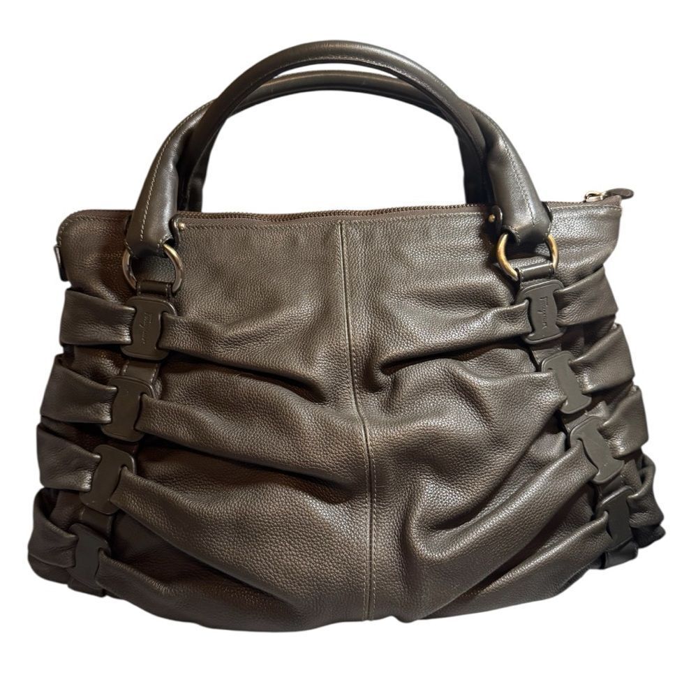 Auth Salvatore Ferragamo Ruched Gathered Pleated Gray Leather Shoulder Bag Hobo - Picture 3 of 16